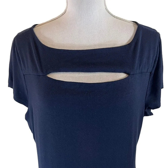 Carmen Marc Valvo Navy Blue Top XL Cutout Neckline Short Sleeve Stretch Knit - Picture 4 of 7